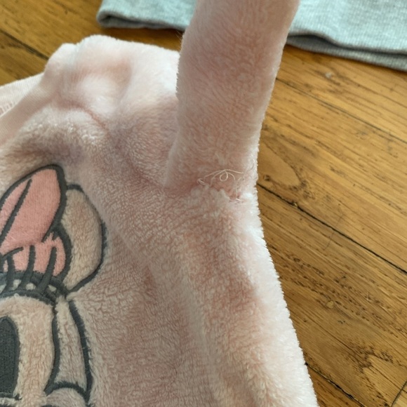 Toddler Girl Bundle Of Clothes and Sweaters - Picture 7 of 16